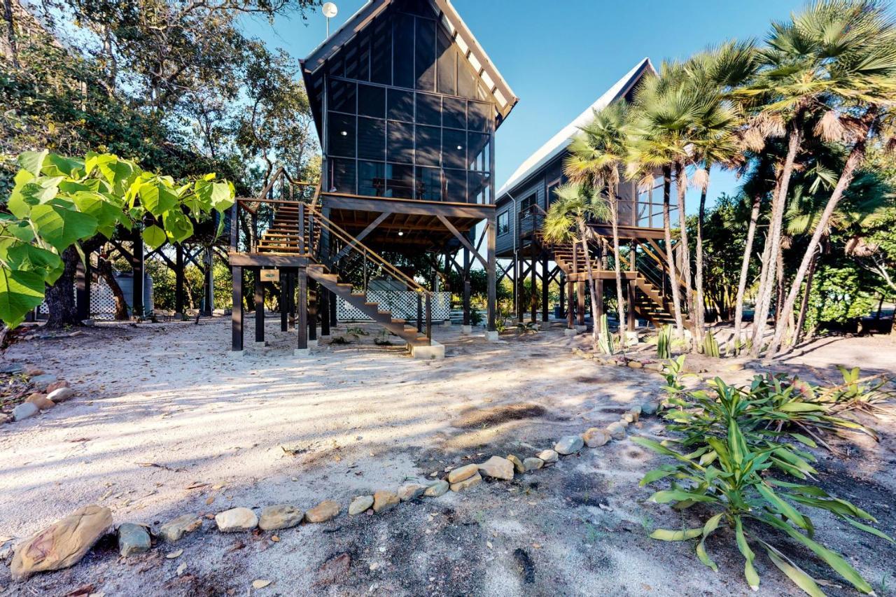Inn The Trees Cabanas Placencia Buitenkant foto